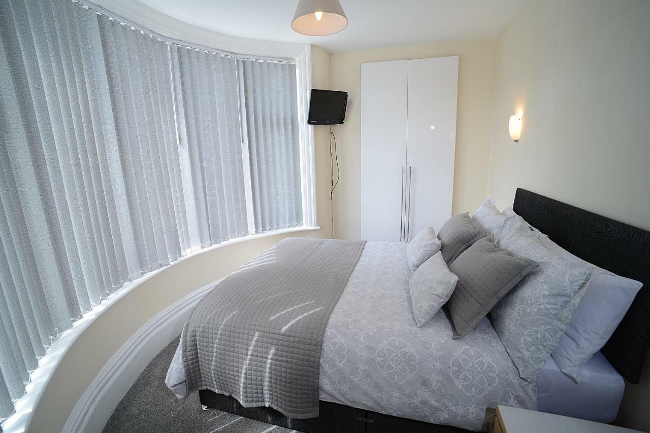 בלקפול Twelve Apartments מראה חיצוני תמונה