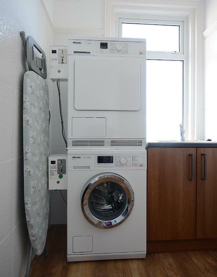 בלקפול Twelve Apartments מראה חיצוני תמונה